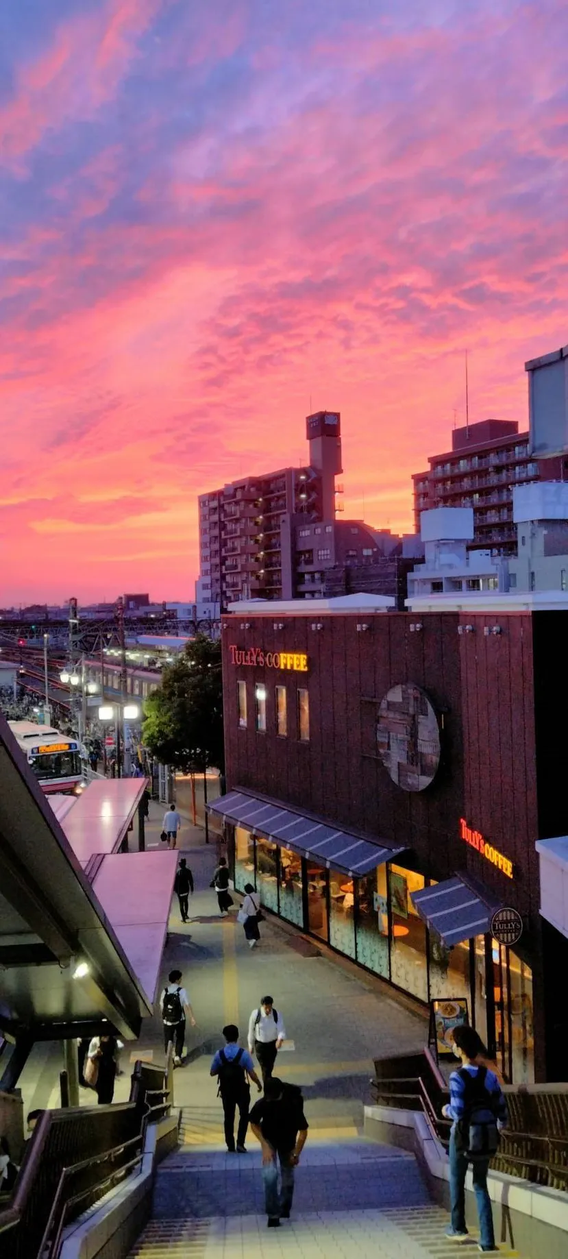 まちかど発見賞3山本 堅太郎さん作品名：情熱の三鷹駅の写真